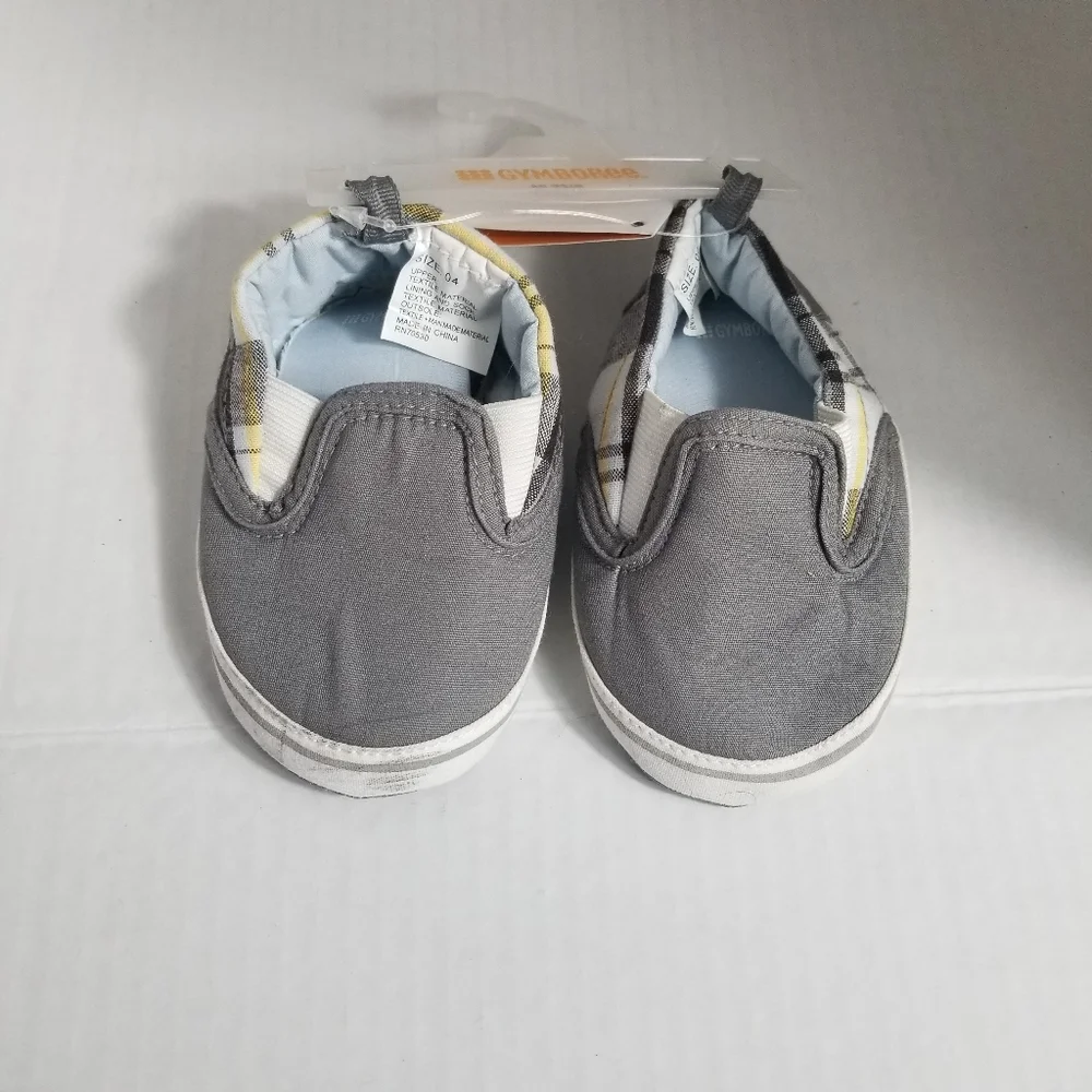 NWT GYMBOREE SLIP-ON BABY SHOE SIZE 4 GRAY WITH PLAID